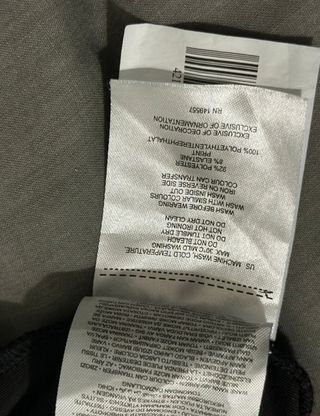 Falda brillante negra