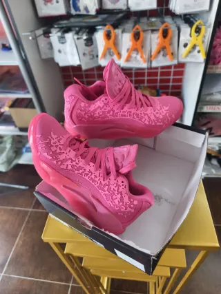 Deportivas rosas Jordan zion 3