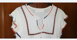 Vestido de verano blanco con bordados