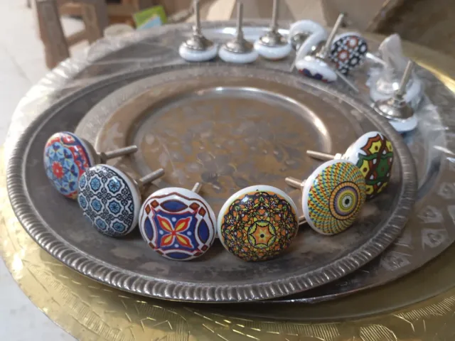 6 pomos de cerámica decorados