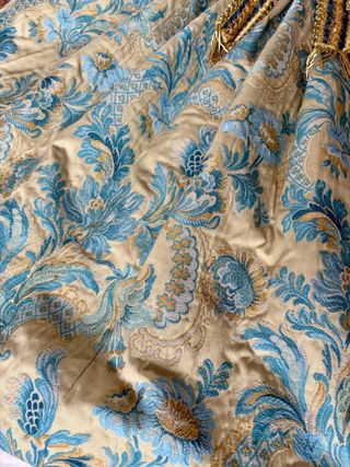 Traje de Fallera azul , amarillo , dorado