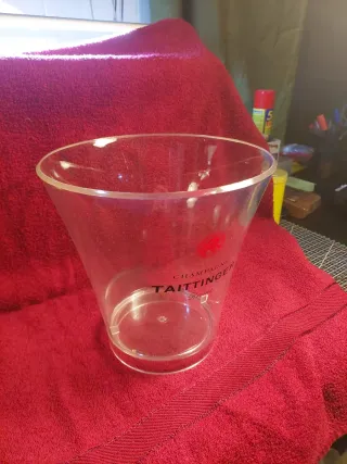 Taittinger Champagne Plástico Transparente