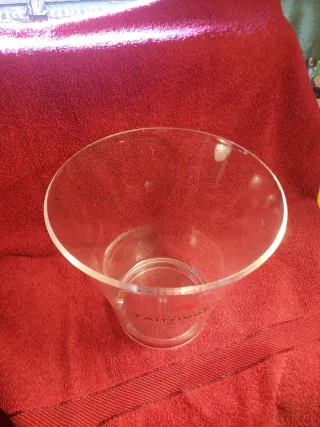 Taittinger Champagne Plástico Transparente