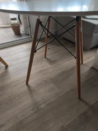 Mesa redonda blanca comedor