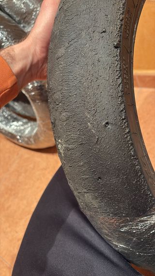 Slick Usados 1 DunlopKr y 3Pirellisbk