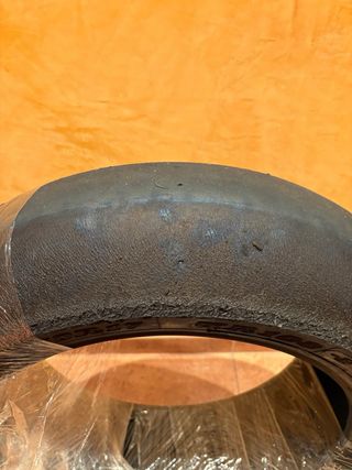 Slick Usados 1 DunlopKr y 3Pirellisbk