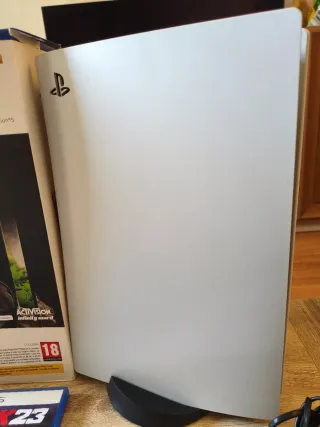 Consola PlayStation 5 + 5 Juegos