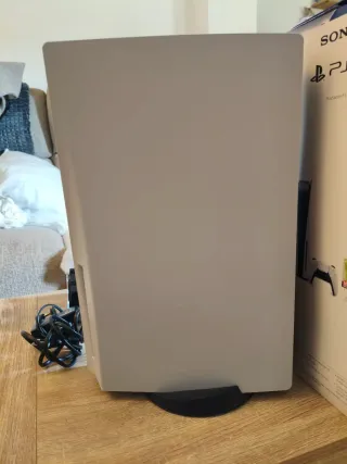 Consola PlayStation 5 + 5 Juegos