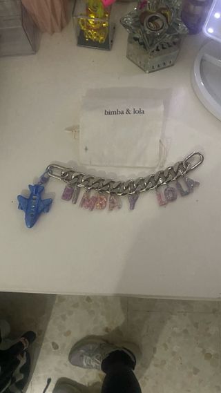 Llavero Bimba y Lola avión y letras