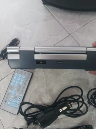 Reproductor DVD Portátil Airis L-252