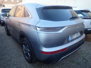 DS DS7 Crossback BlueHDi 130 DE Bastille + AT 96 kW (130 CV)