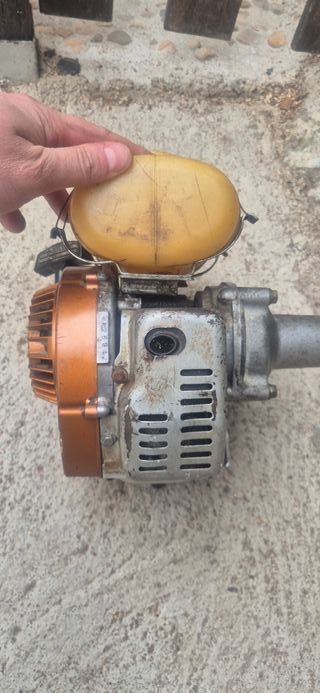 Desbrozadora Kawasaki KT 17