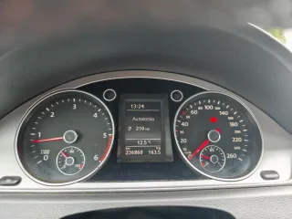 Volkswagen Passat 2012