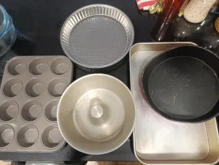 Ollas, sartén y moldes horno.