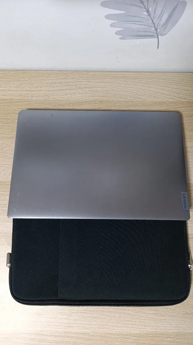 Lenovo ideapad 3 2022 afbeelding 4