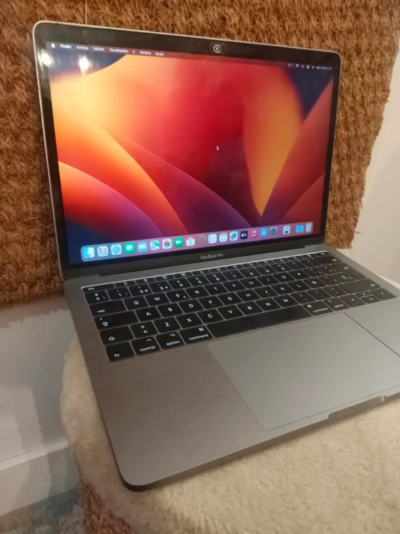 MacBook Pro 2017 i5/16/128