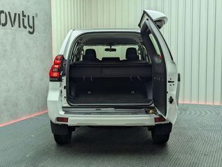 Toyota Land Cruiser 2.8 D-4D GX 7 Plazas