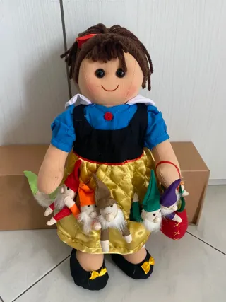 Bambola Biancaneve My Doll con nani