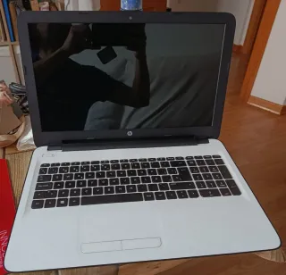 Portátil HP blanco