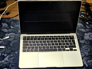 MacBook Air M1