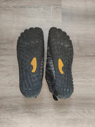 Zapatillas Saguaro Negras y Grises