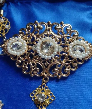 Rosario Fallera Adulta Dorado y Blanco