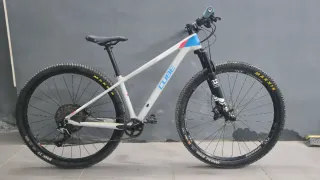 Bicicleta de Montaña carbono CUBE Access SL Mujer