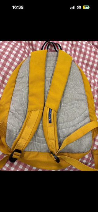 Mochila mostaza Champion