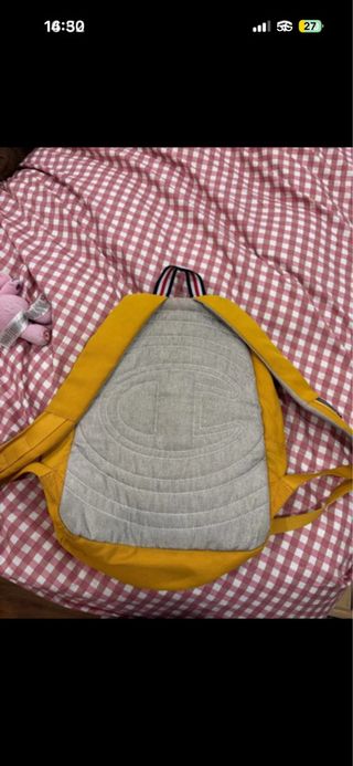 Mochila mostaza Champion