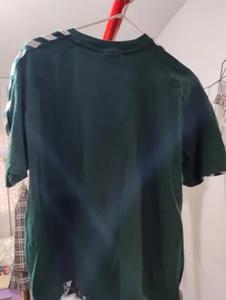 Camiseta Hummel Talla M, como una S