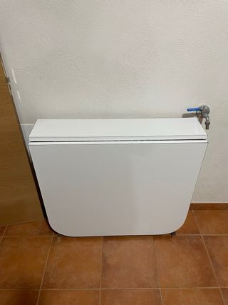 Mesa plegable blanca