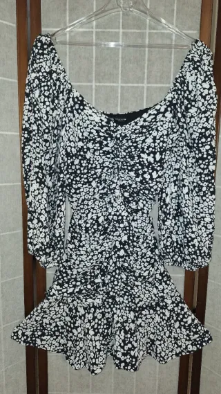 Vestido corto estampado floral