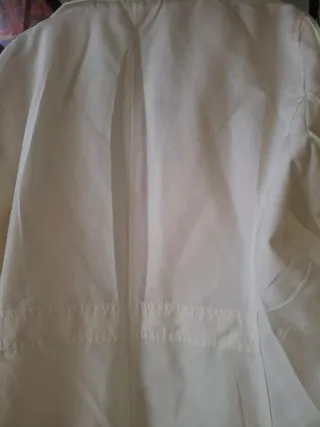 Gabardina blanca mujer