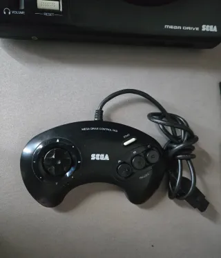 Console Sega Mega Drive + 2 giochi