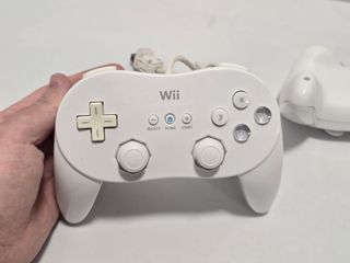 2 Nintendo Wii Oficial Mando Clasico Pro - Blanco