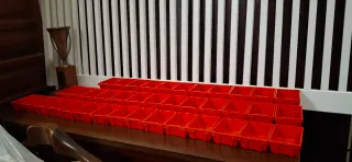 Contenedores Plásticos Mini Rojos