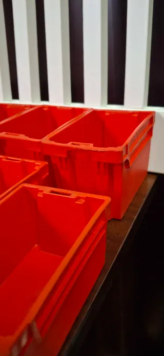 Contenedores Plásticos Mini Rojos