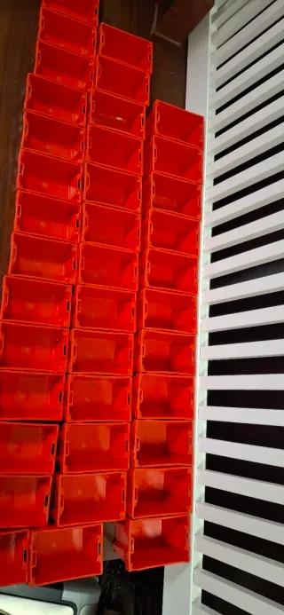 Contenedores Plásticos Mini Rojos