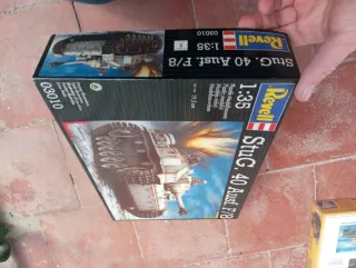 Maqueta Revell StuG. 40 Ausf. F/8 1:35
