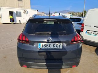 Peugeot 2008 BlueHDi 100 Signature 73 kW (100 CV)