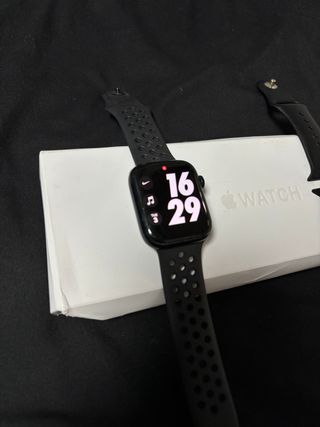 Apple Watch Series 7 Nike 45mm