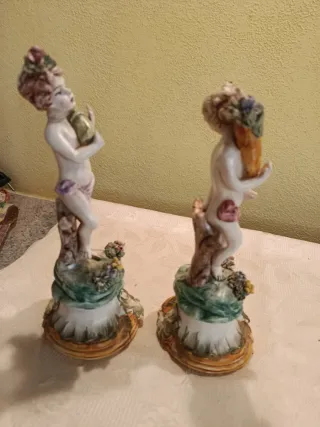 Coppie di statuine vintage in ceramica