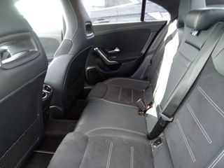 Mercedes-Benz CLA 180 100 kW (136 CV)