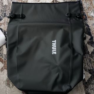 Alforjas Thule Shield Pannier 25L