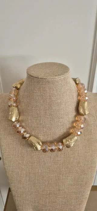 Collar TERIA YABAR oro y rosa