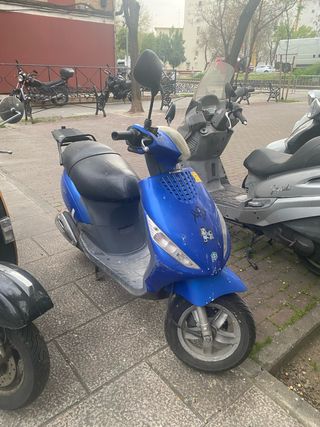 Piaggio Zip 50 4T Azul