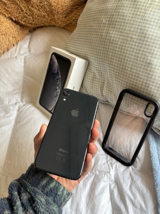 iPhone XR 128GB Nero + Custodia