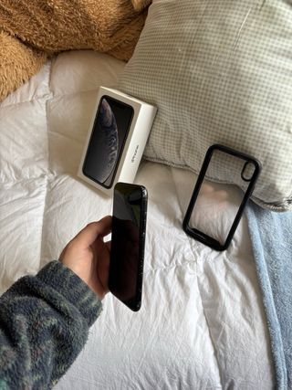 iPhone XR 128GB Nero + Custodia