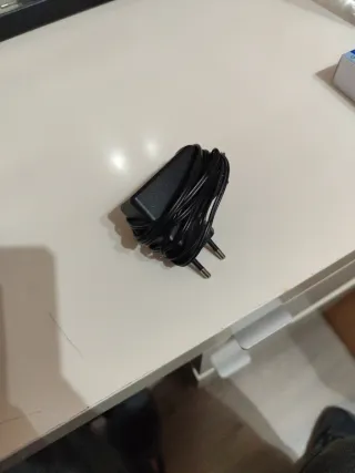 Base Carga PS4/PS5 con Cargador