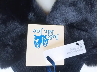 Manoplas de lana y pelo sintético negras